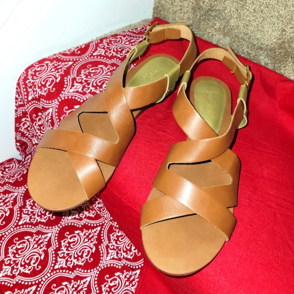 Leather flat sandals, sz 9
